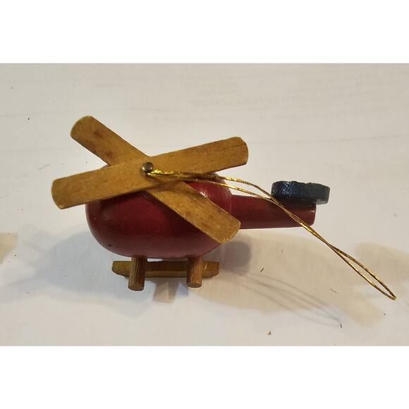 Vintage Christmas Tree Wooden Maroon And Green Toy Household Ornaments - Picture 9 of 10